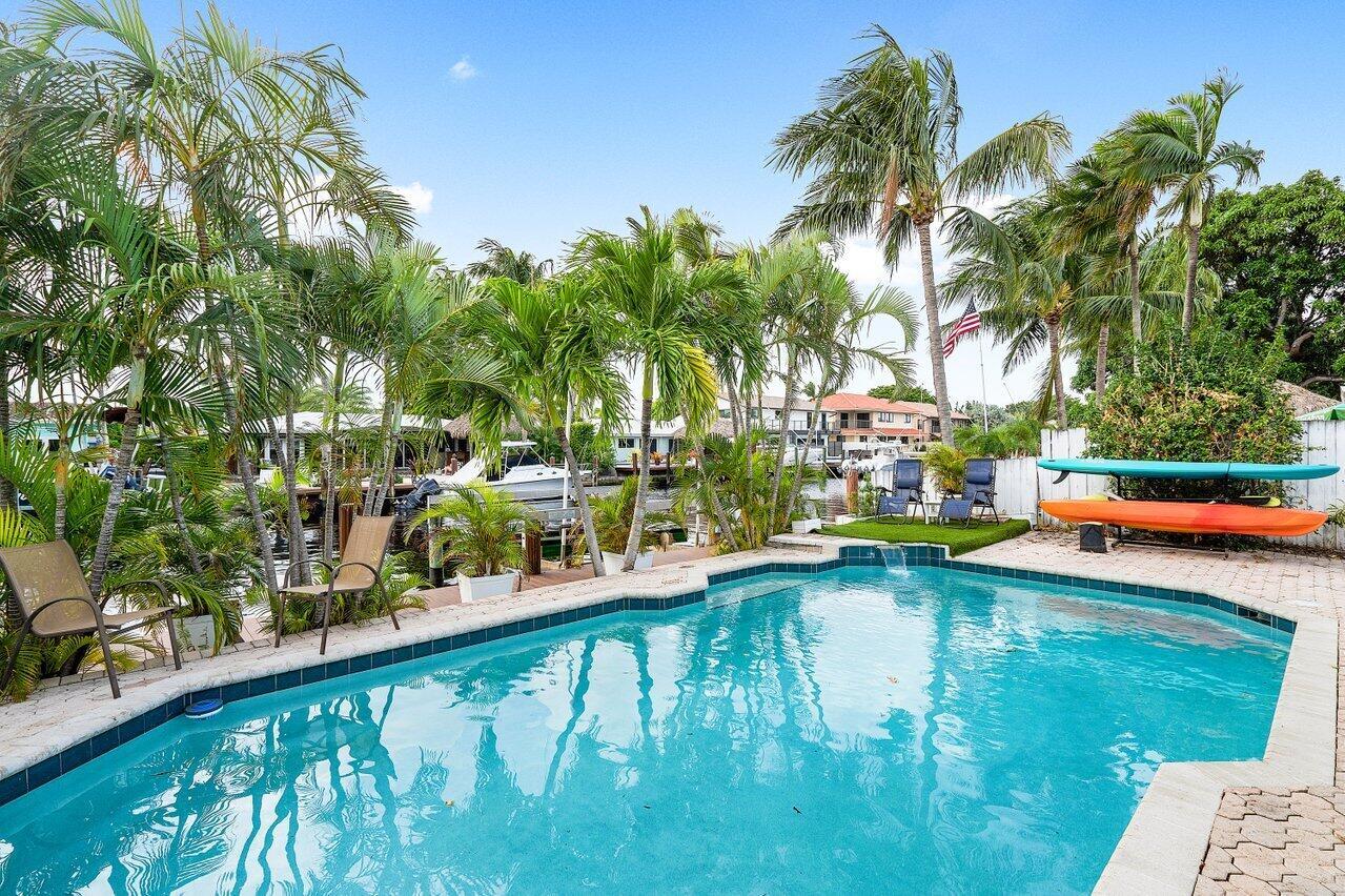 401 SE 14th Ave Pompano Beach, FL 33060