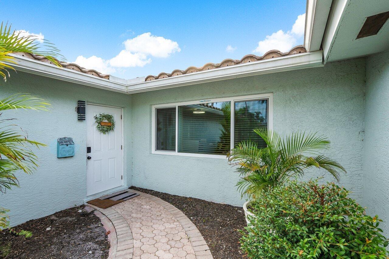 401 SE 14th Ave Pompano Beach, FL 33060