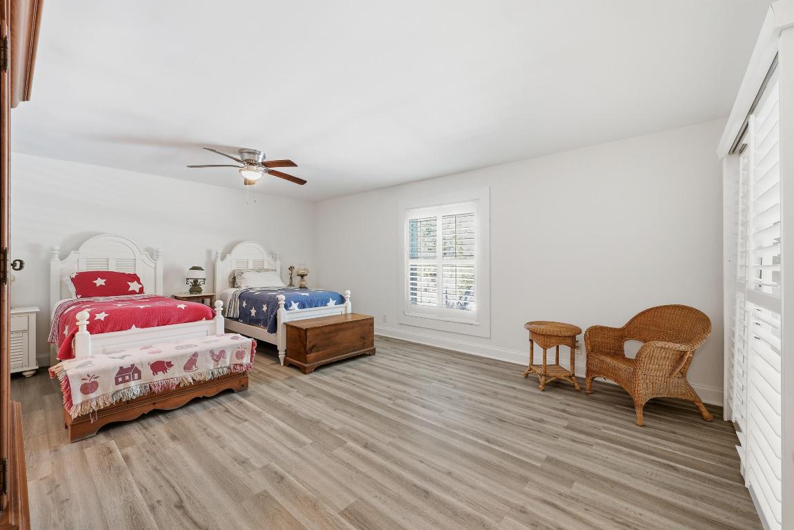 10297 Sandy Jupiter, FL 33478