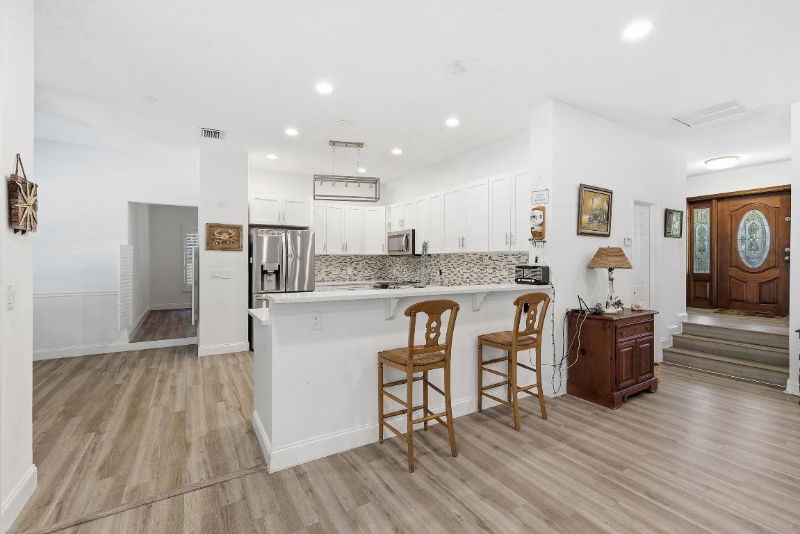 10297 Sandy Jupiter, FL 33478