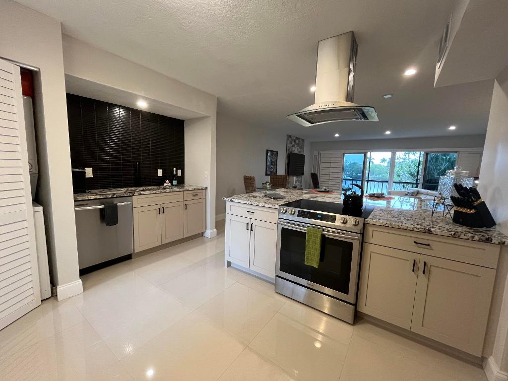 9130 SE Riverfront #L Tequesta, FL 33469