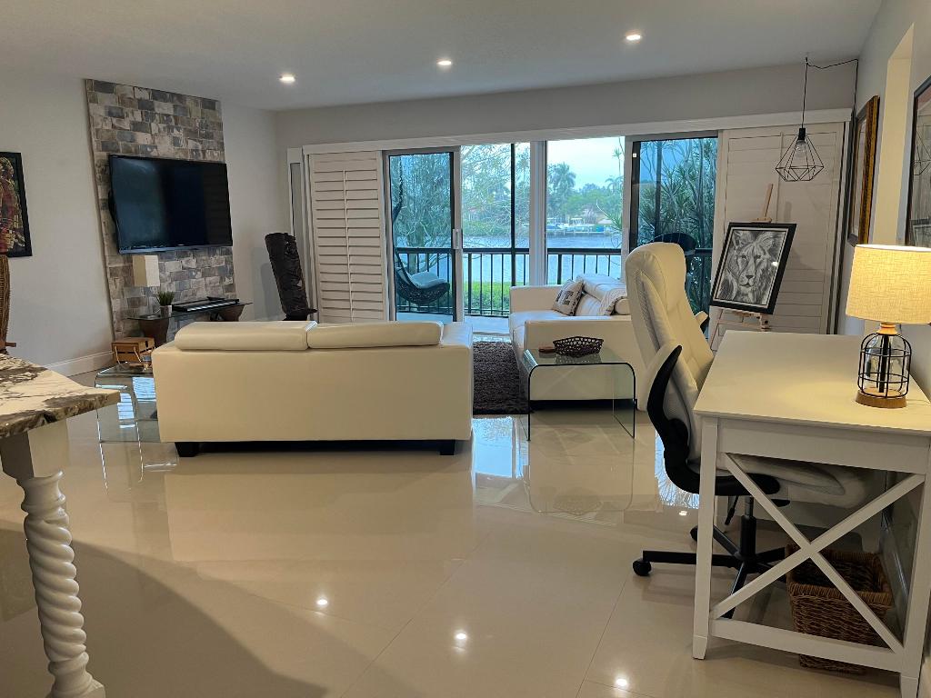 9130 SE Riverfront #L Tequesta, FL 33469