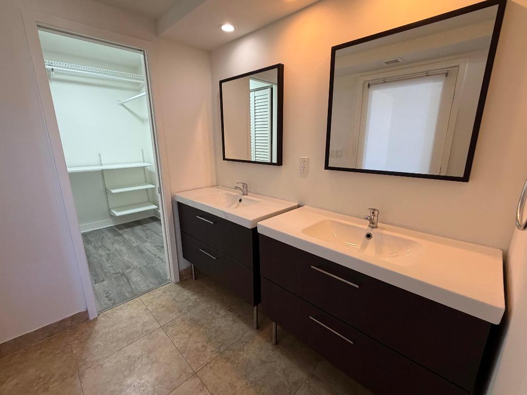 2000 NE 135th #Ph North Miami, FL 33181