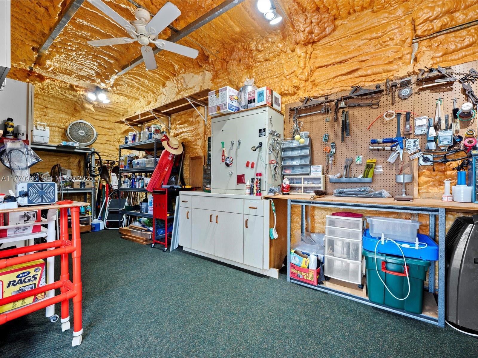 102 Chapel Tequesta, FL 33469