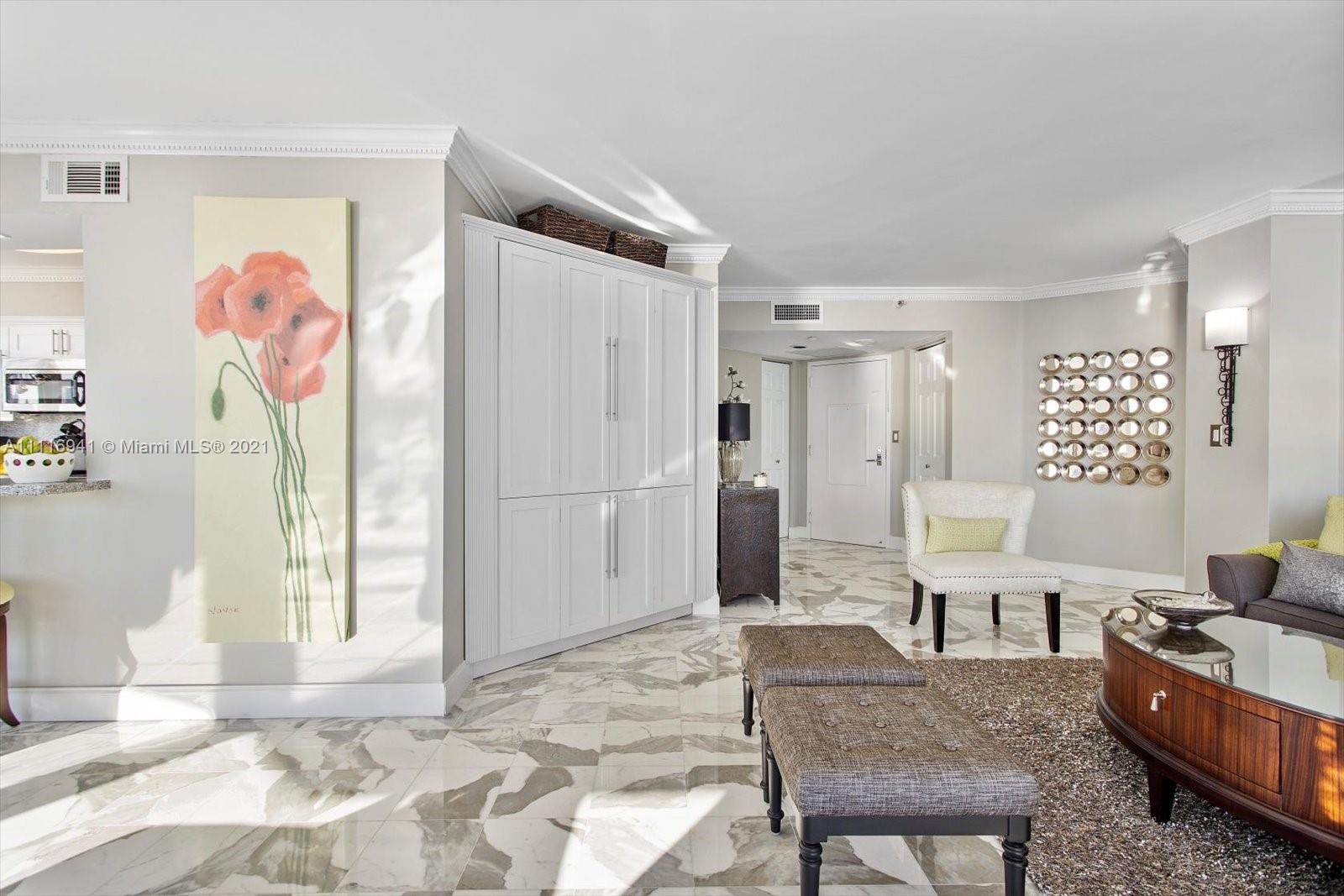 image MYSTIC POINTE19