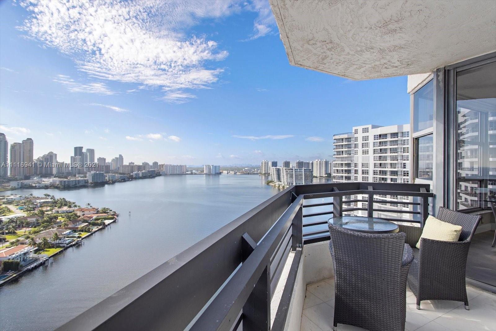 image MYSTIC POINTE38