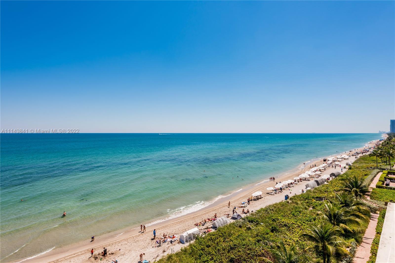 image Beach Club 16