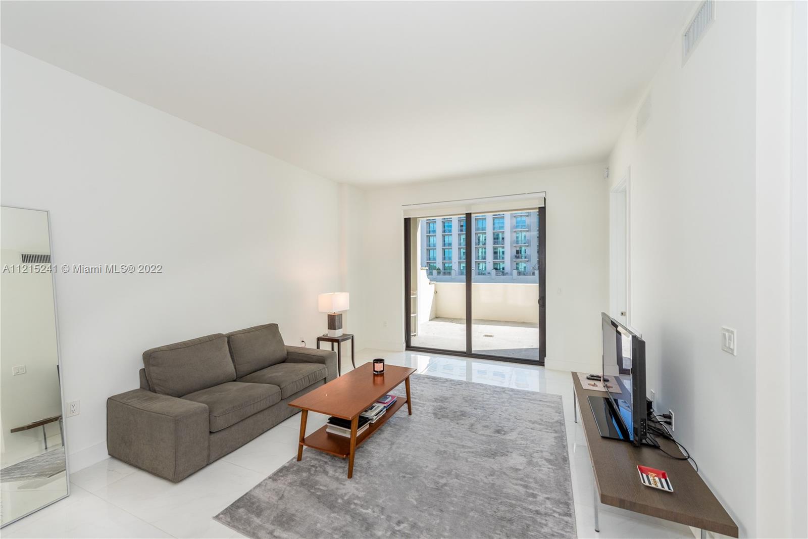 301 Altara Ave #425