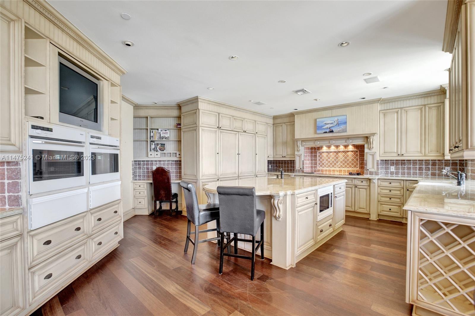 6051 N Ocean Dr #PH5 Hollywood, FL 33019