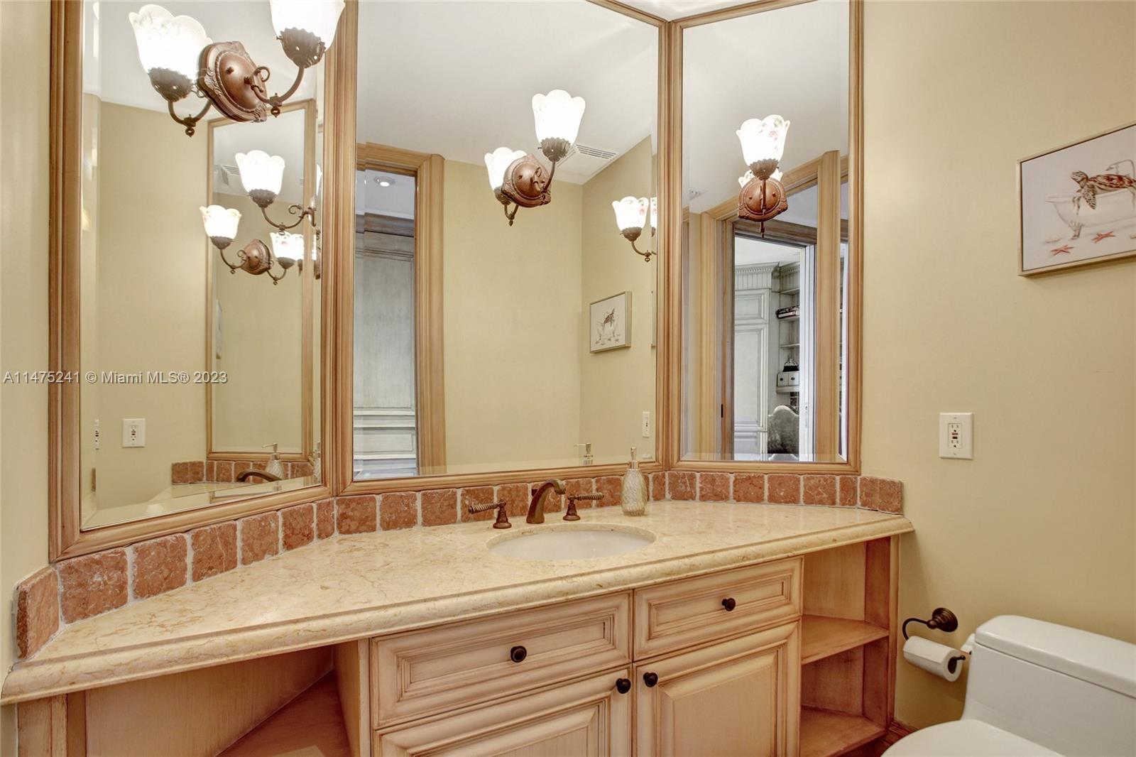 6051 N Ocean Dr #PH5 Hollywood, FL 33019