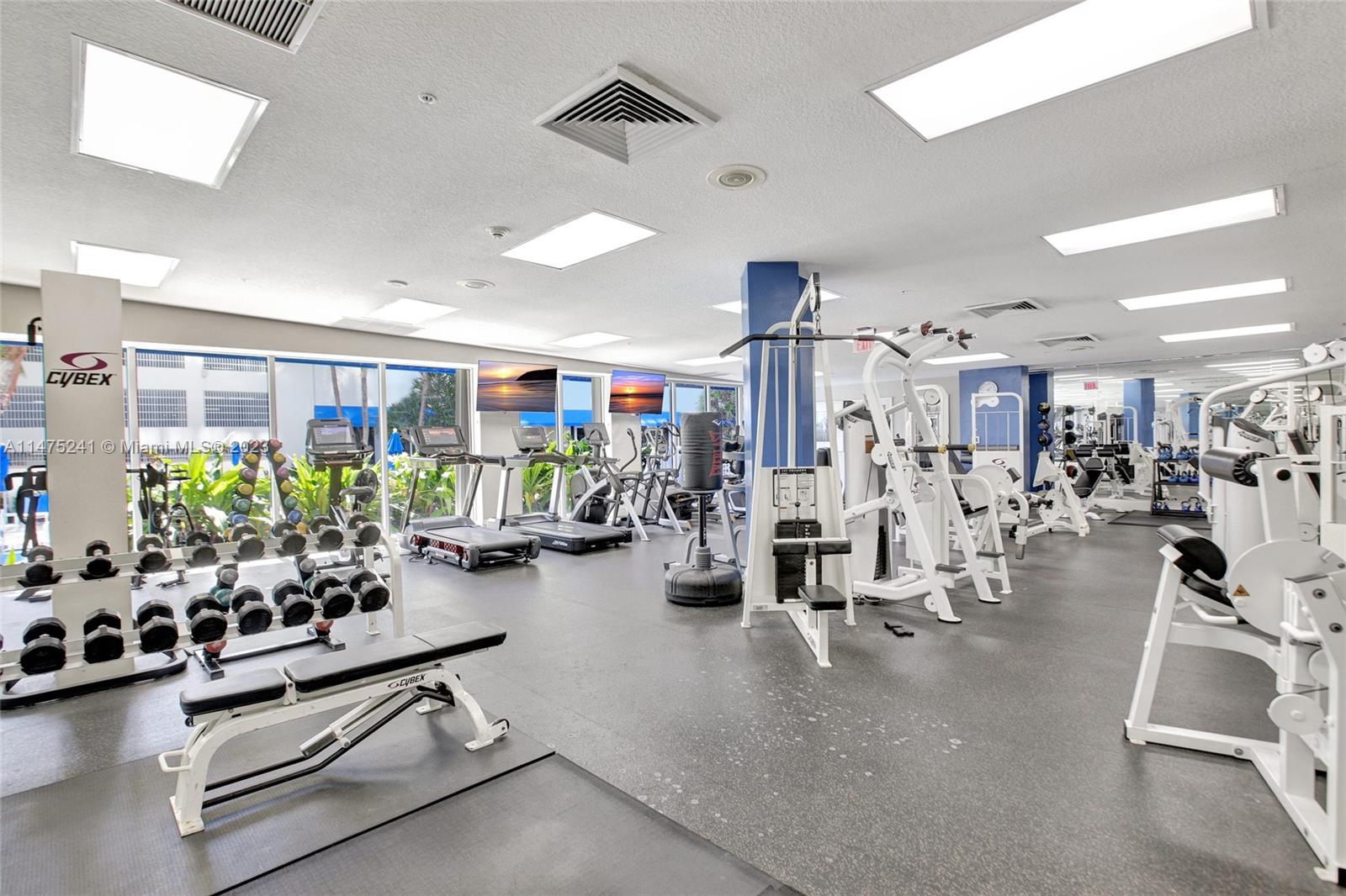 6051 N Ocean Dr #PH5 Hollywood, FL 33019