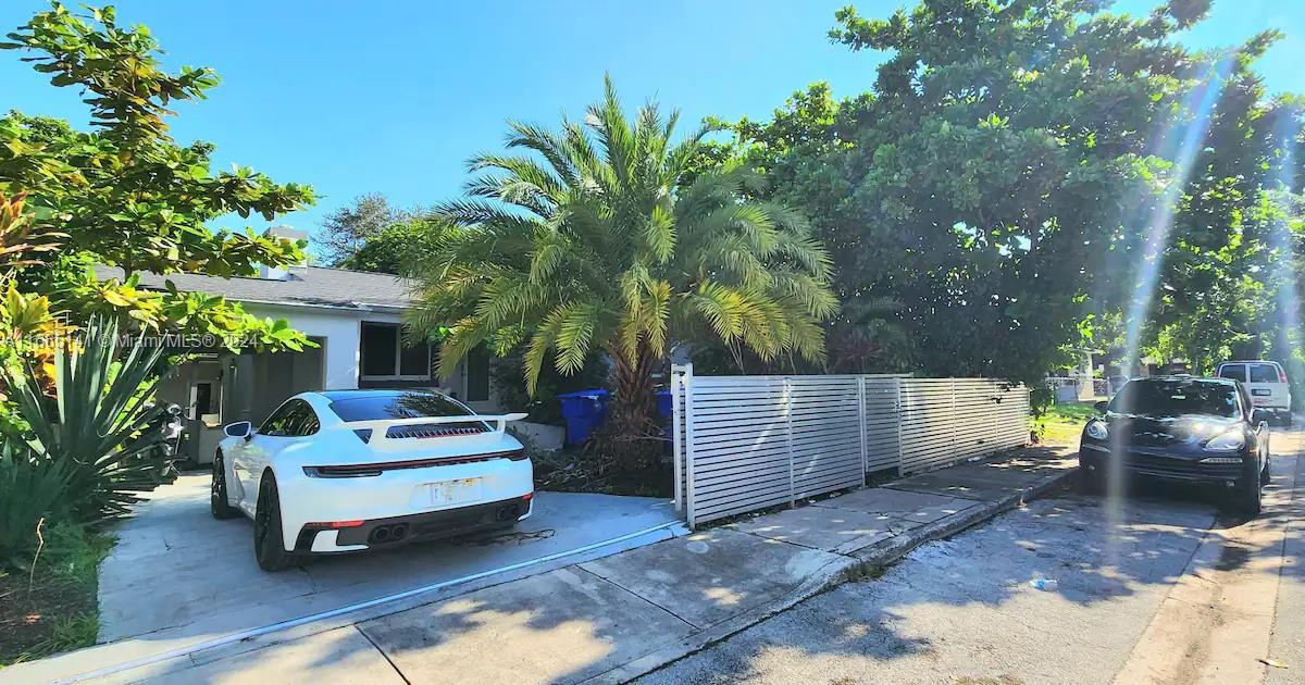 Duplex / Quad Plex / Triplex