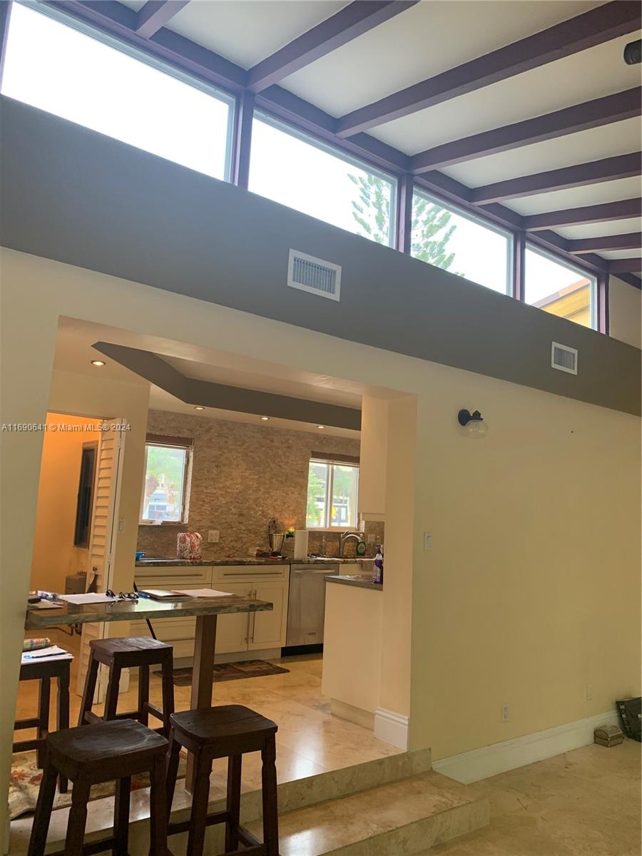 310 191st Ter Sunny Isles Beach, FL 33160