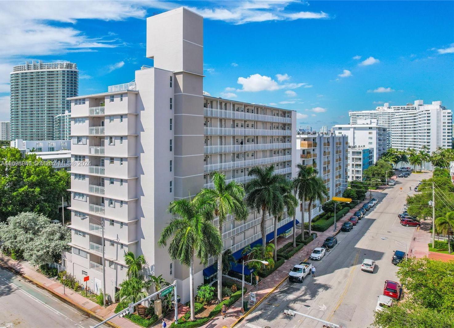 1300 Lincoln Rd #F206