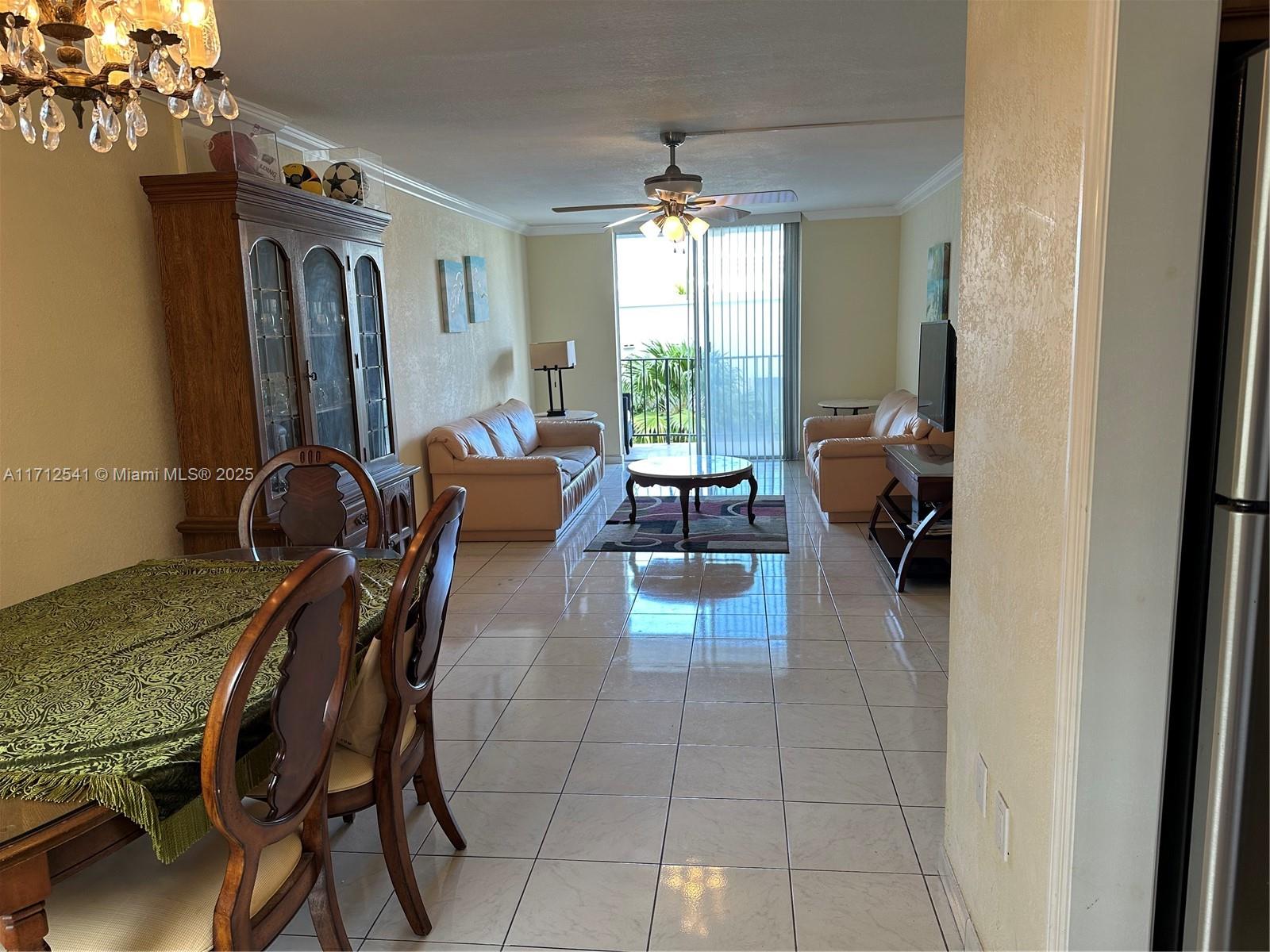 720 Collins Ave #404,Miami Beach, FL 33139