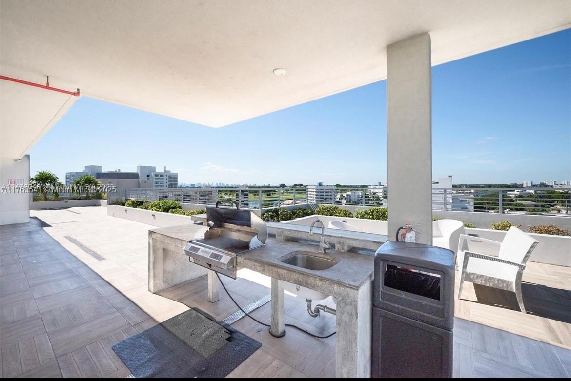 1025 92nd St #306 Bay Harbor Islands, FL 33154