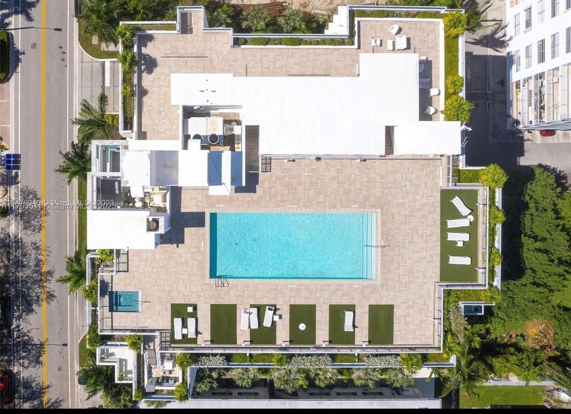 1025 92nd St #306 Bay Harbor Islands, FL 33154