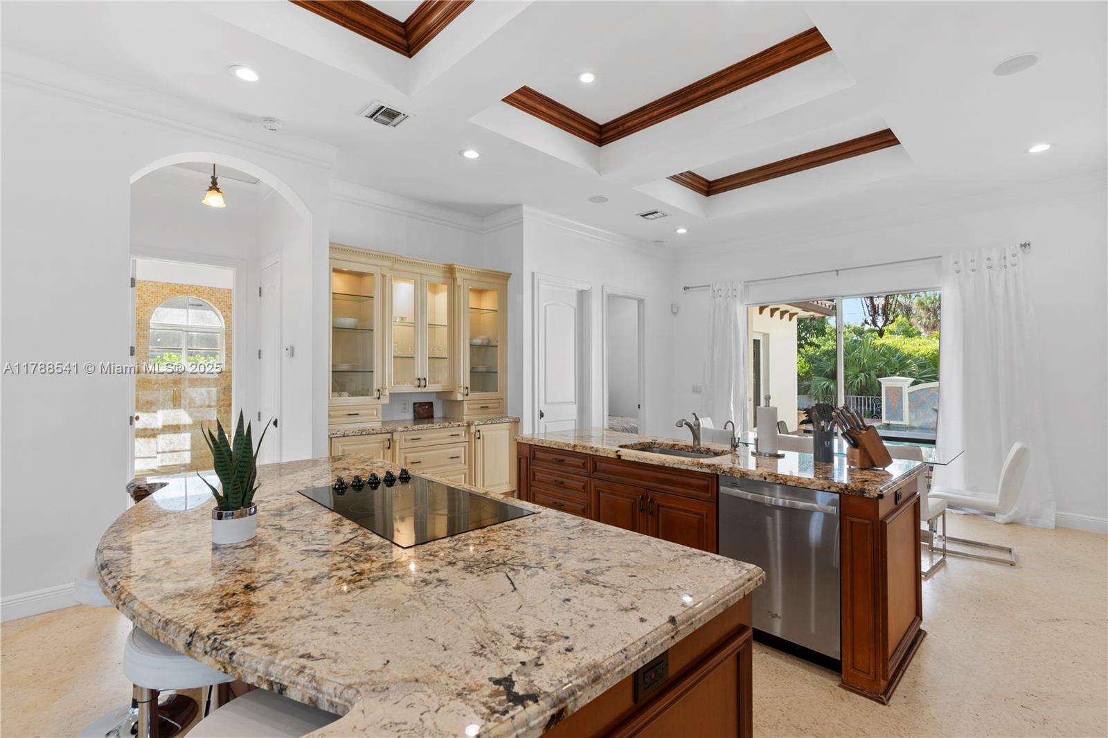 1223 Jackson St Hollywood, FL 33019