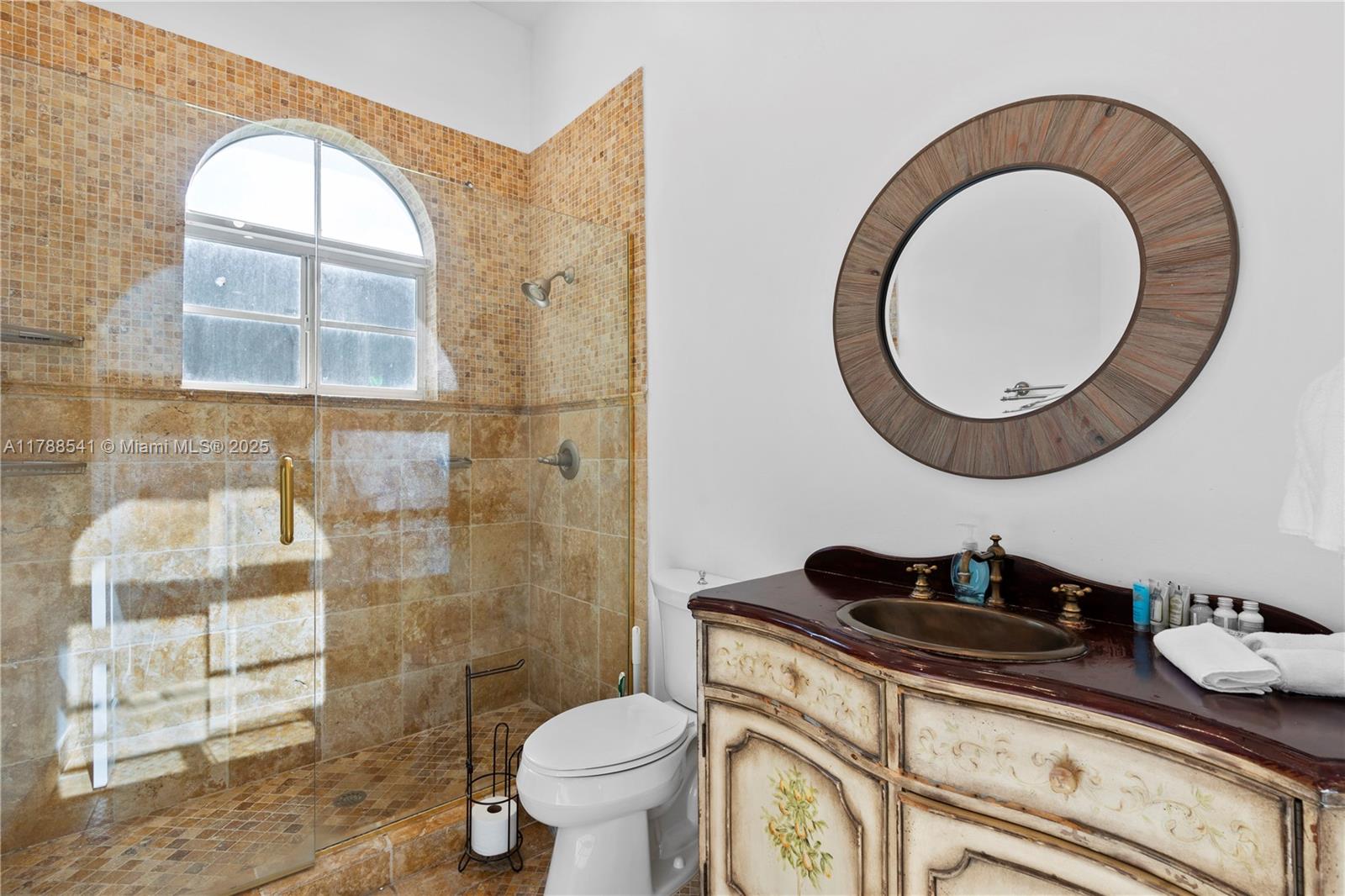 1223 Jackson St Hollywood, FL 33019