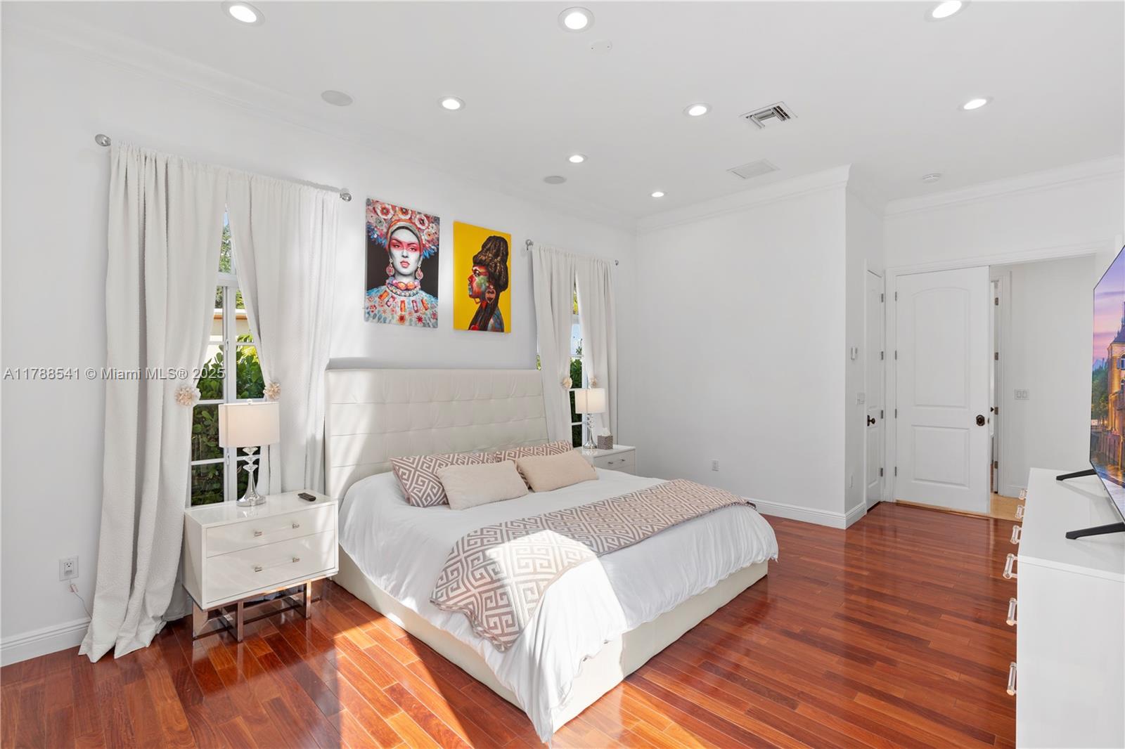 1223 Jackson St Hollywood, FL 33019