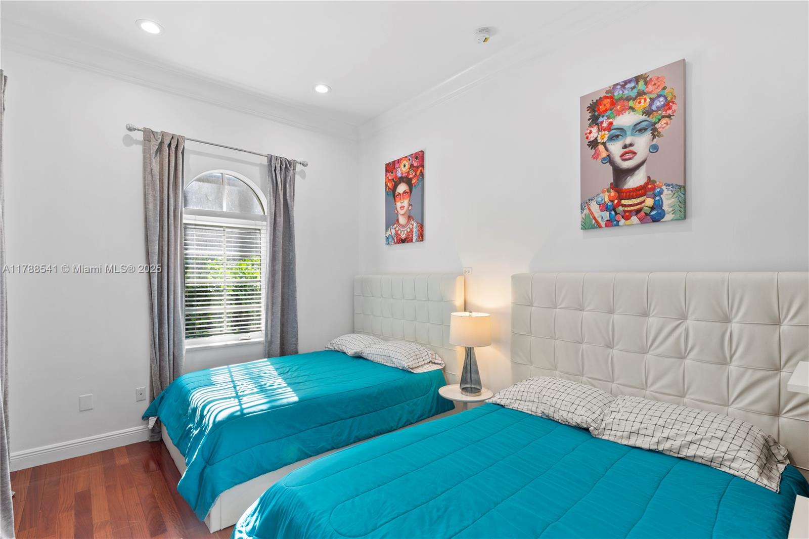 1223 Jackson St Hollywood, FL 33019