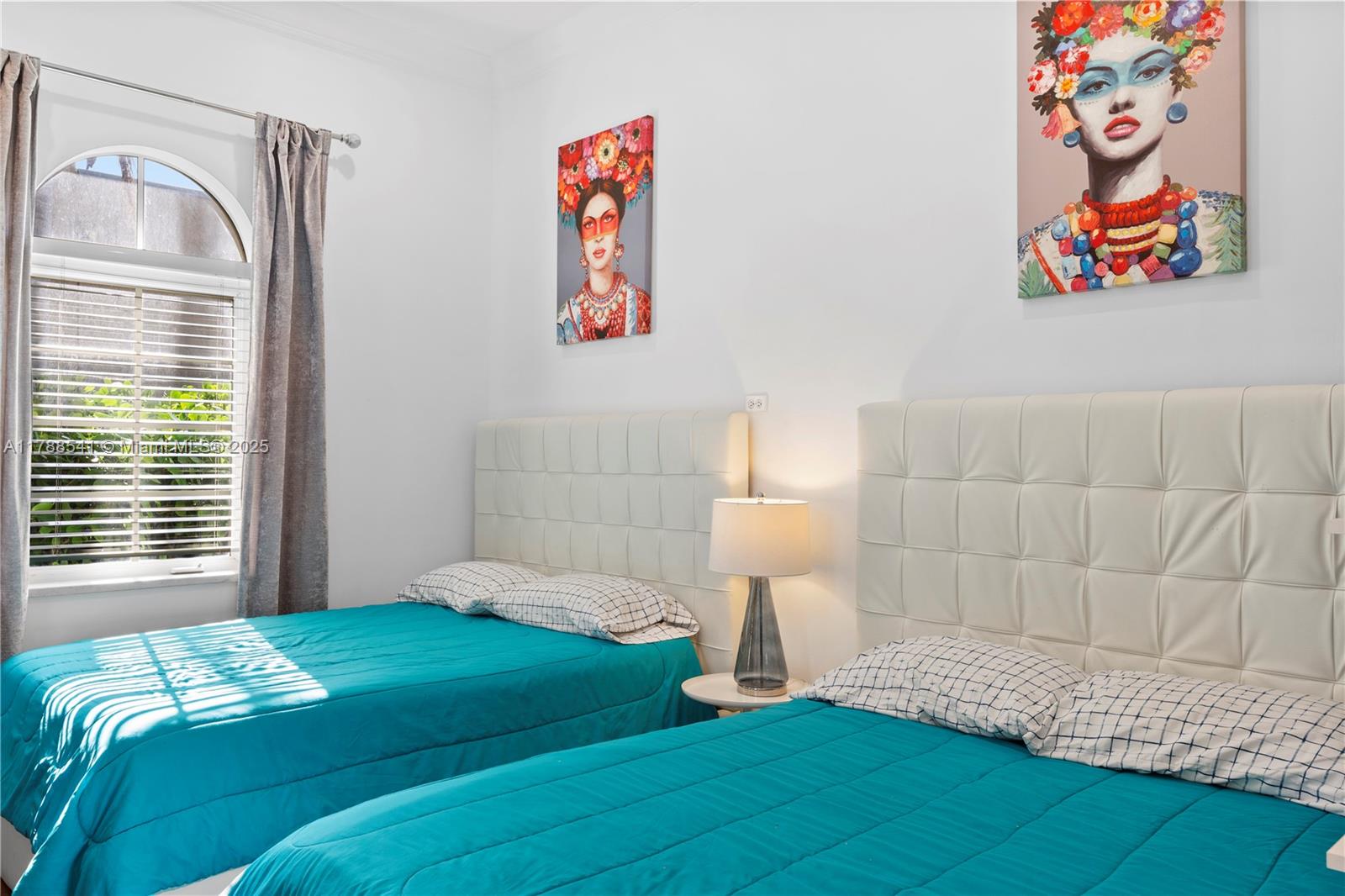 1223 Jackson St Hollywood, FL 33019