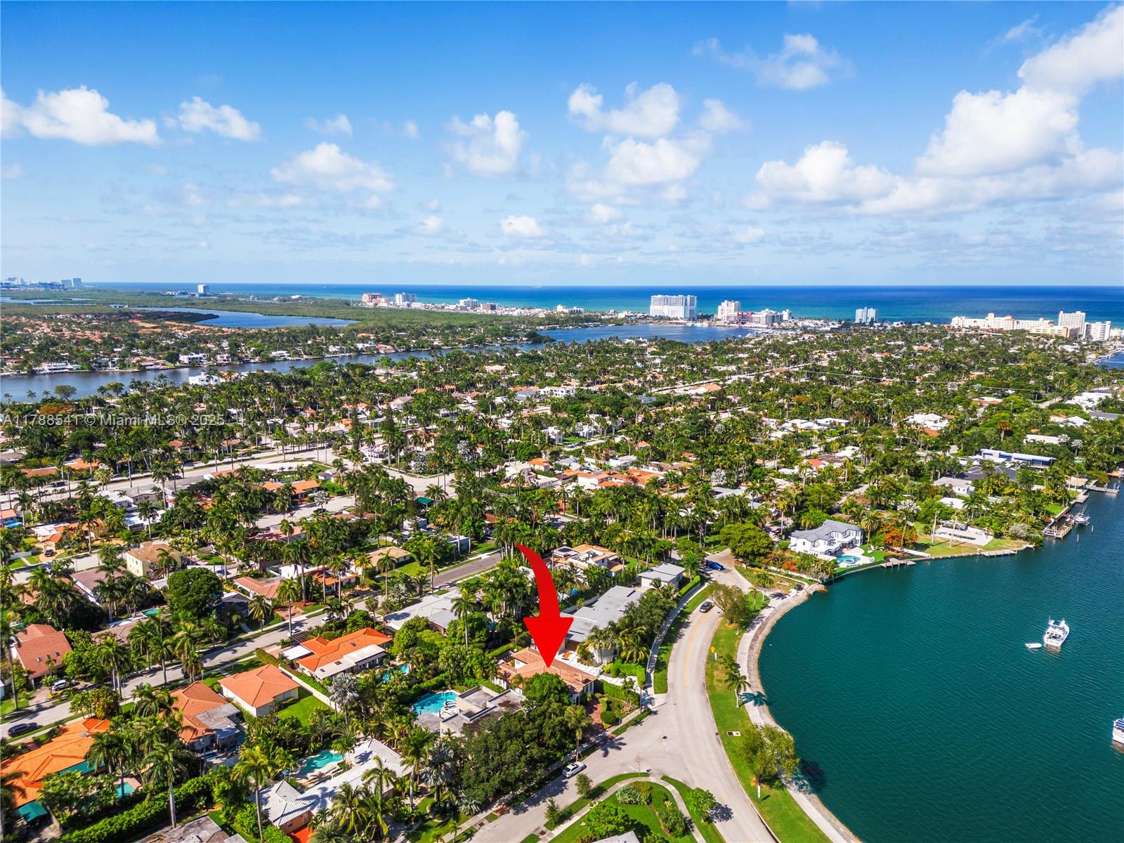 1223 Jackson St Hollywood, FL 33019