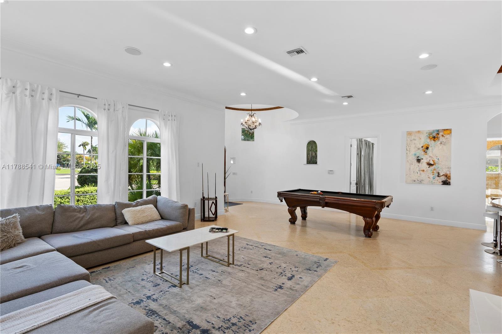 1223 Jackson St Hollywood, FL 33019