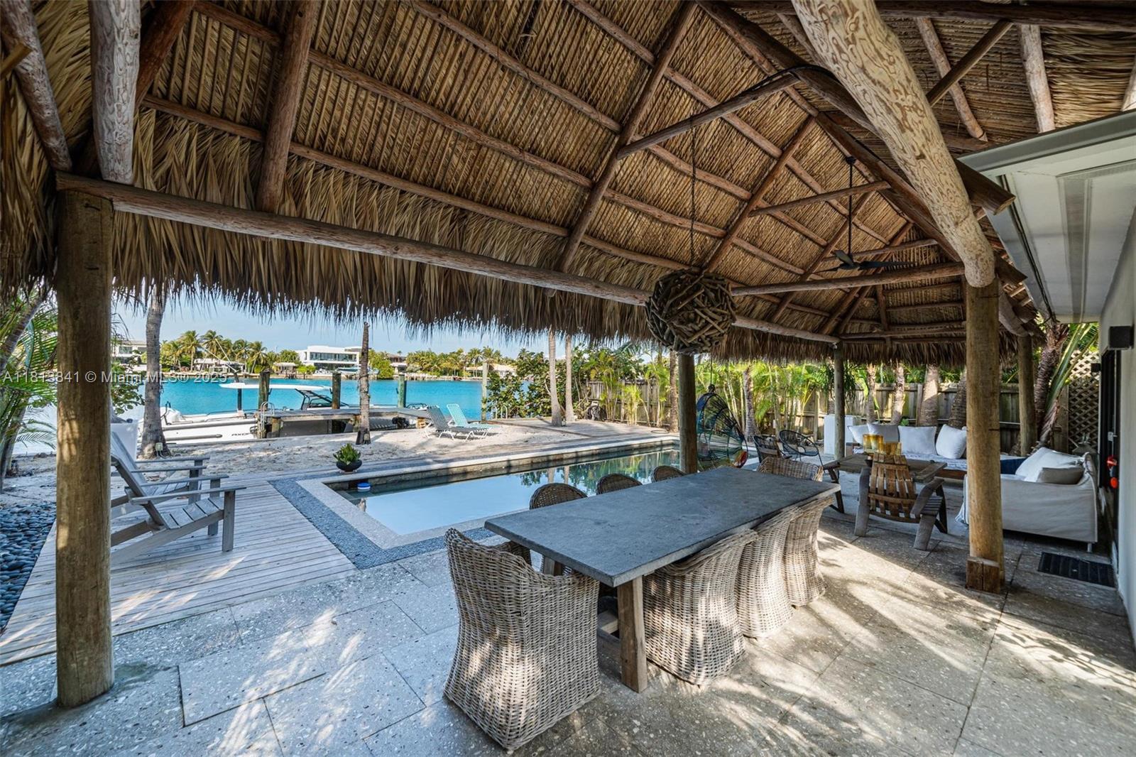 833 86th St Miami Beach, FL 33141