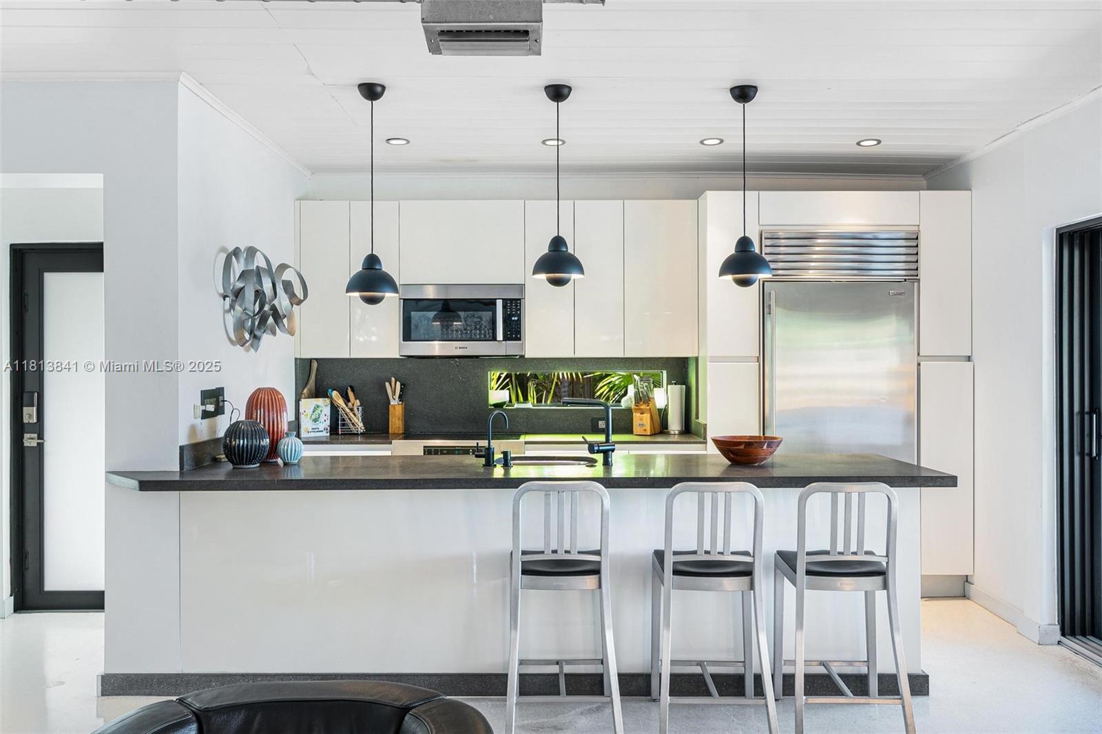 833 86th St Miami Beach, FL 33141