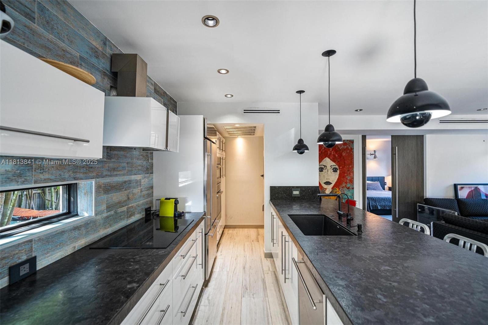 833 86th St Miami Beach, FL 33141