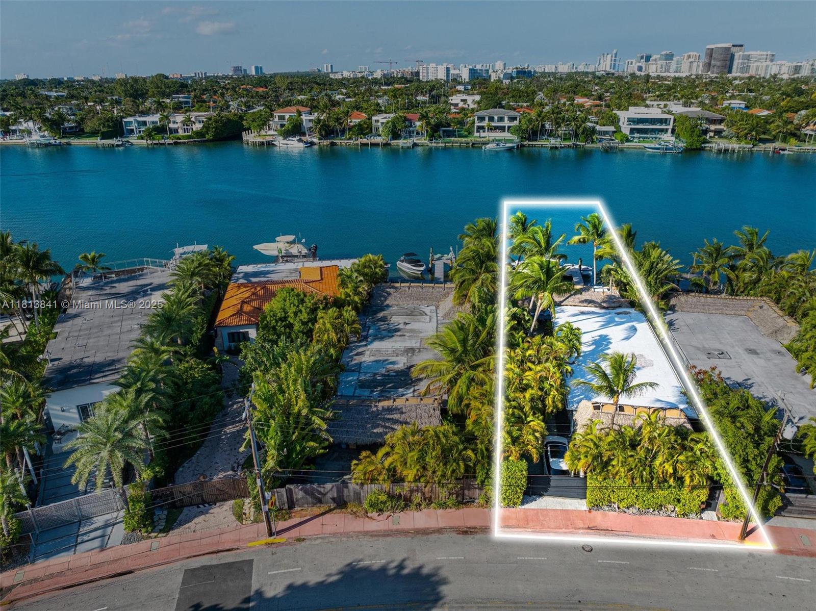 833 86th St Miami Beach, FL 33141