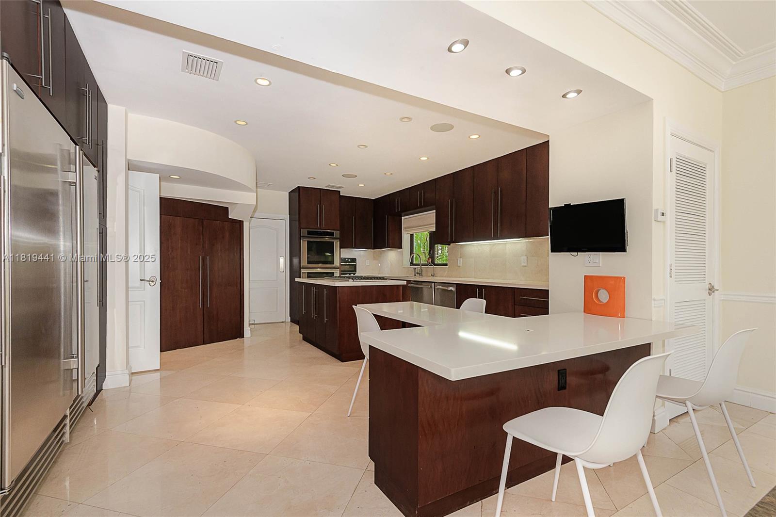 6535 Allison Rd Miami Beach, FL 33141 6535 Allison Rd Miami Beach, FL 33141