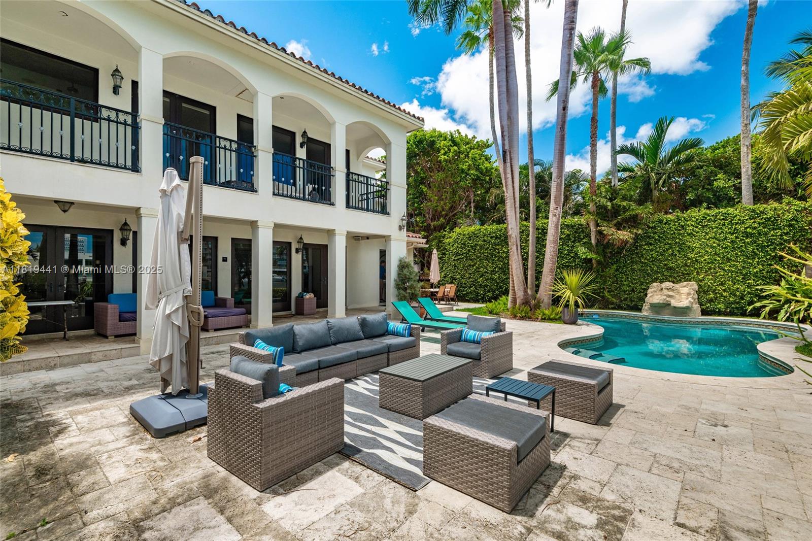 6535 Allison Rd Miami Beach, FL 33141 6535 Allison Rd Miami Beach, FL 33141
