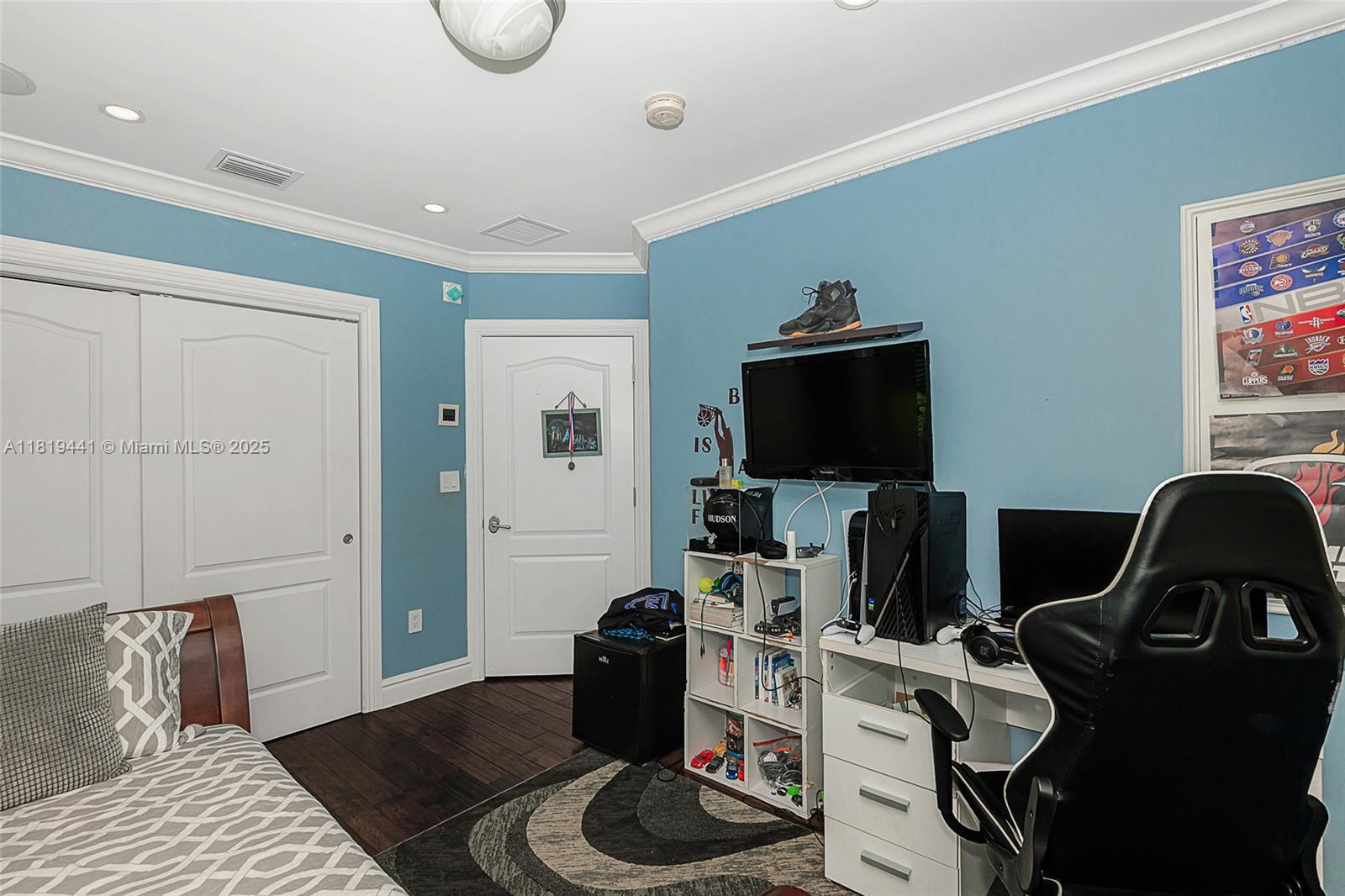 6535 Allison Rd Miami Beach, FL 33141 6535 Allison Rd Miami Beach, FL 33141