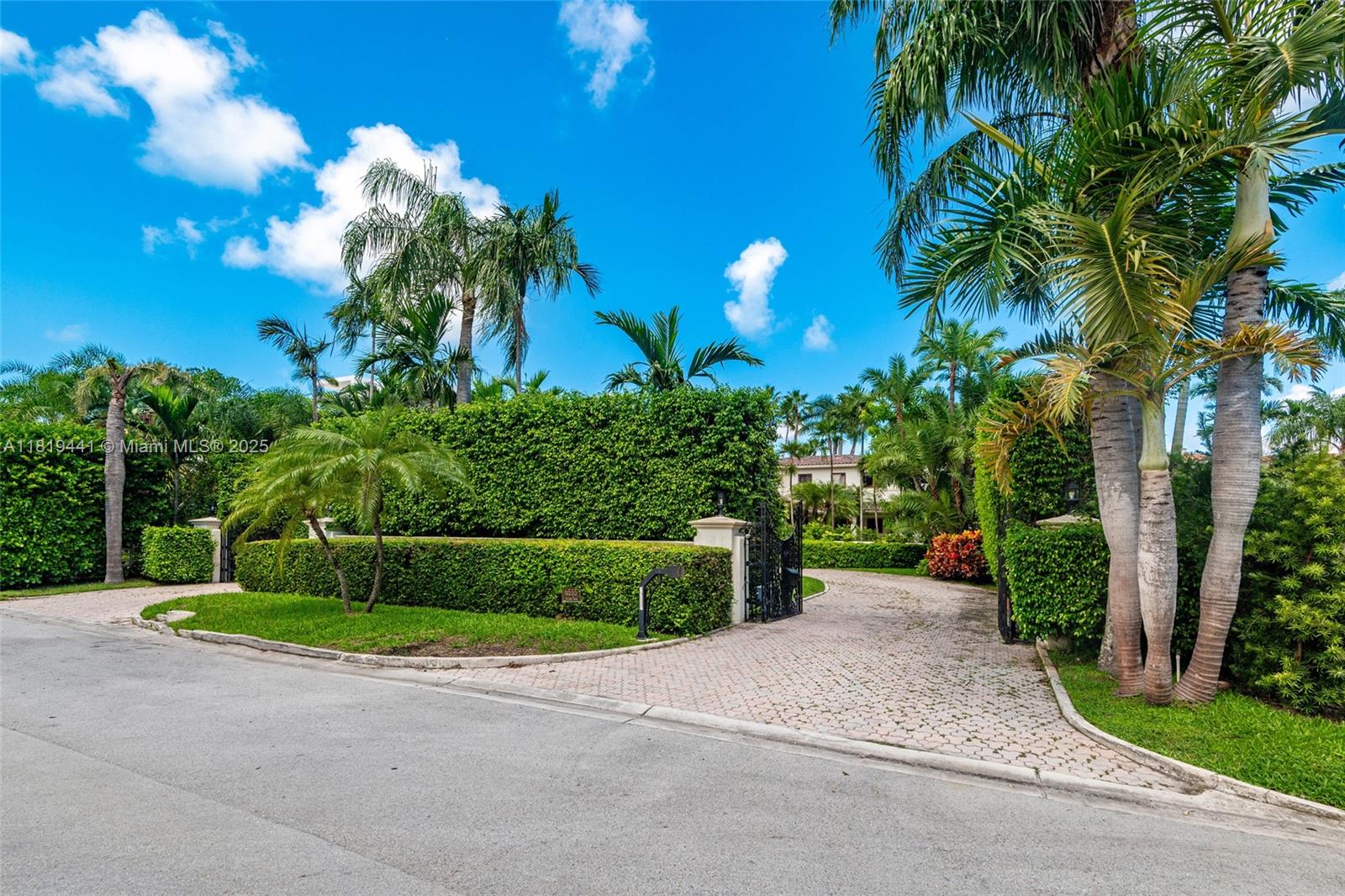6535 Allison Rd Miami Beach, FL 33141 6535 Allison Rd Miami Beach, FL 33141