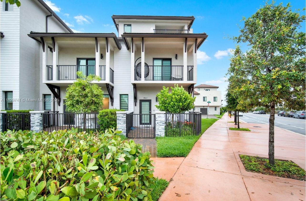 4413 NW 83rd Path
