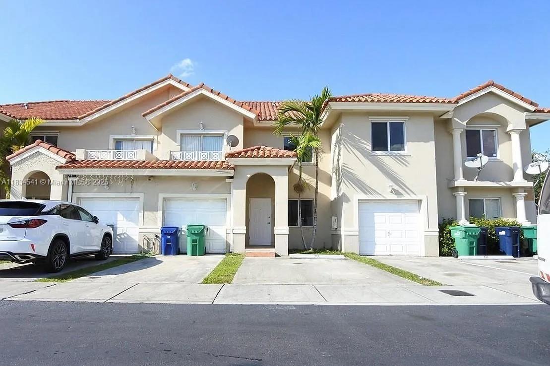 10901 NW 88th Ter #804