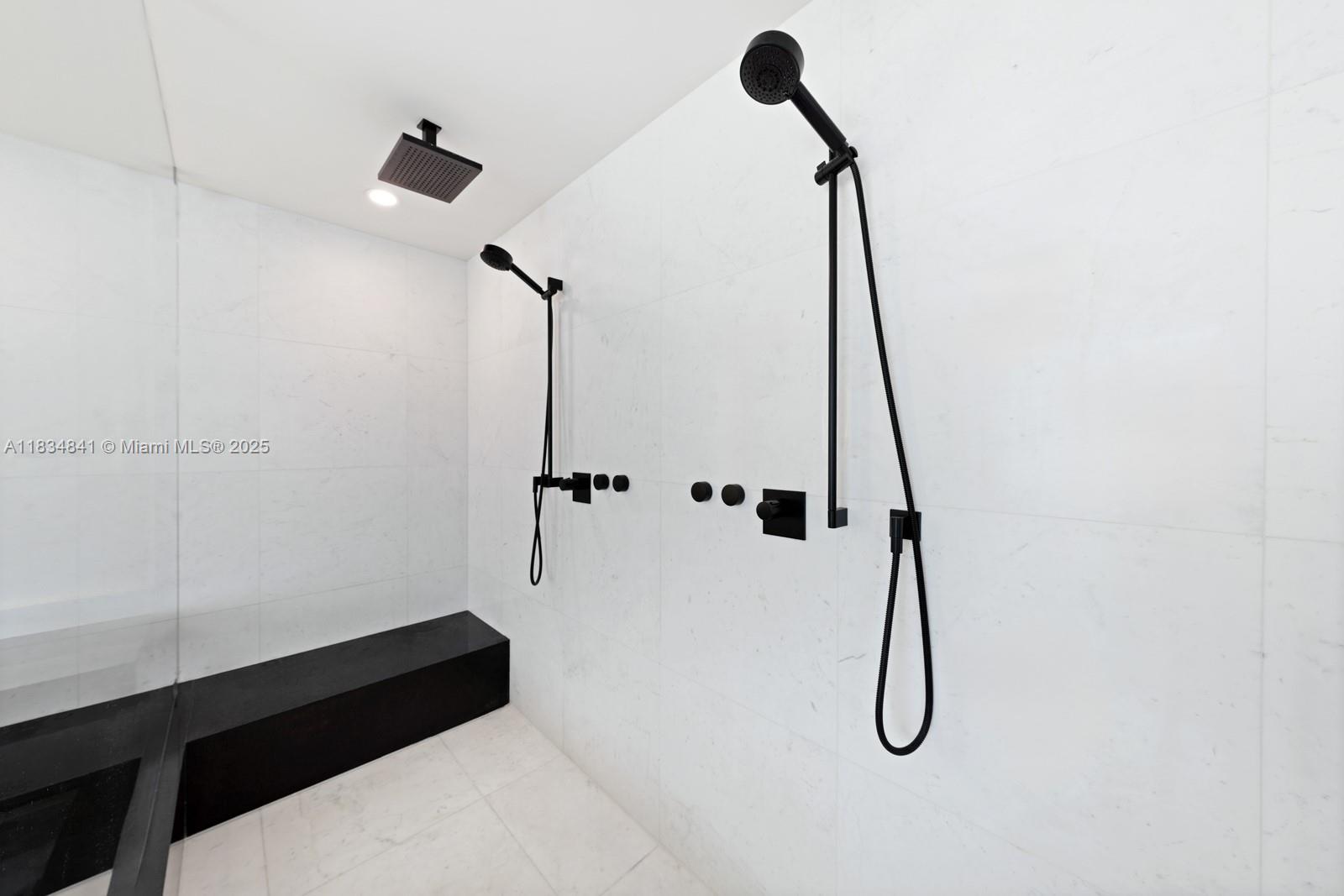 image Porsche Design Tower26