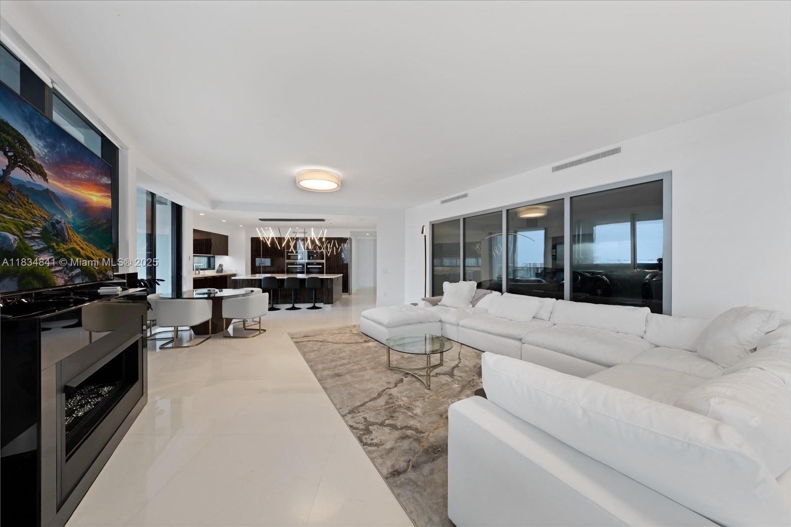 image Porsche Design Tower2