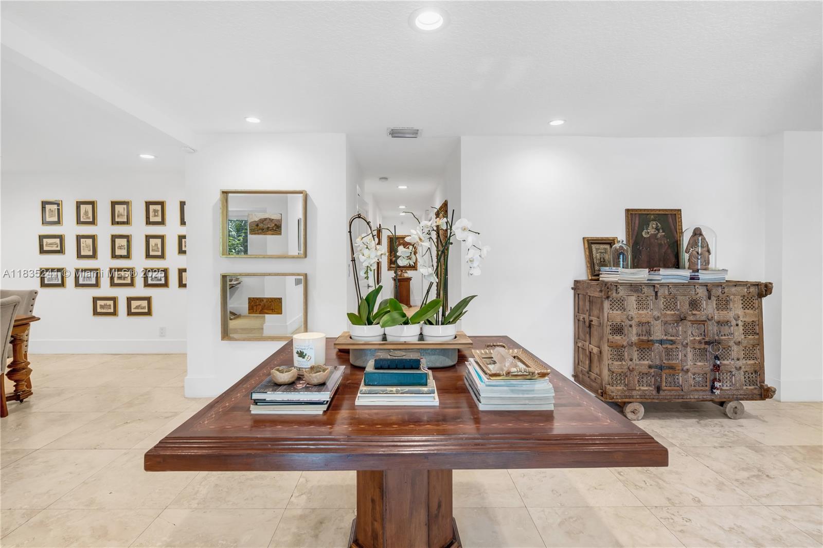 10821 SW 92nd Ave Miami, FL 33176