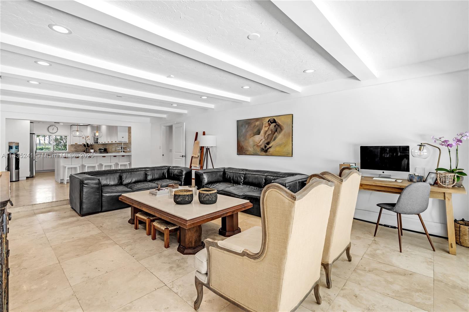 10821 SW 92nd Ave Miami, FL 33176