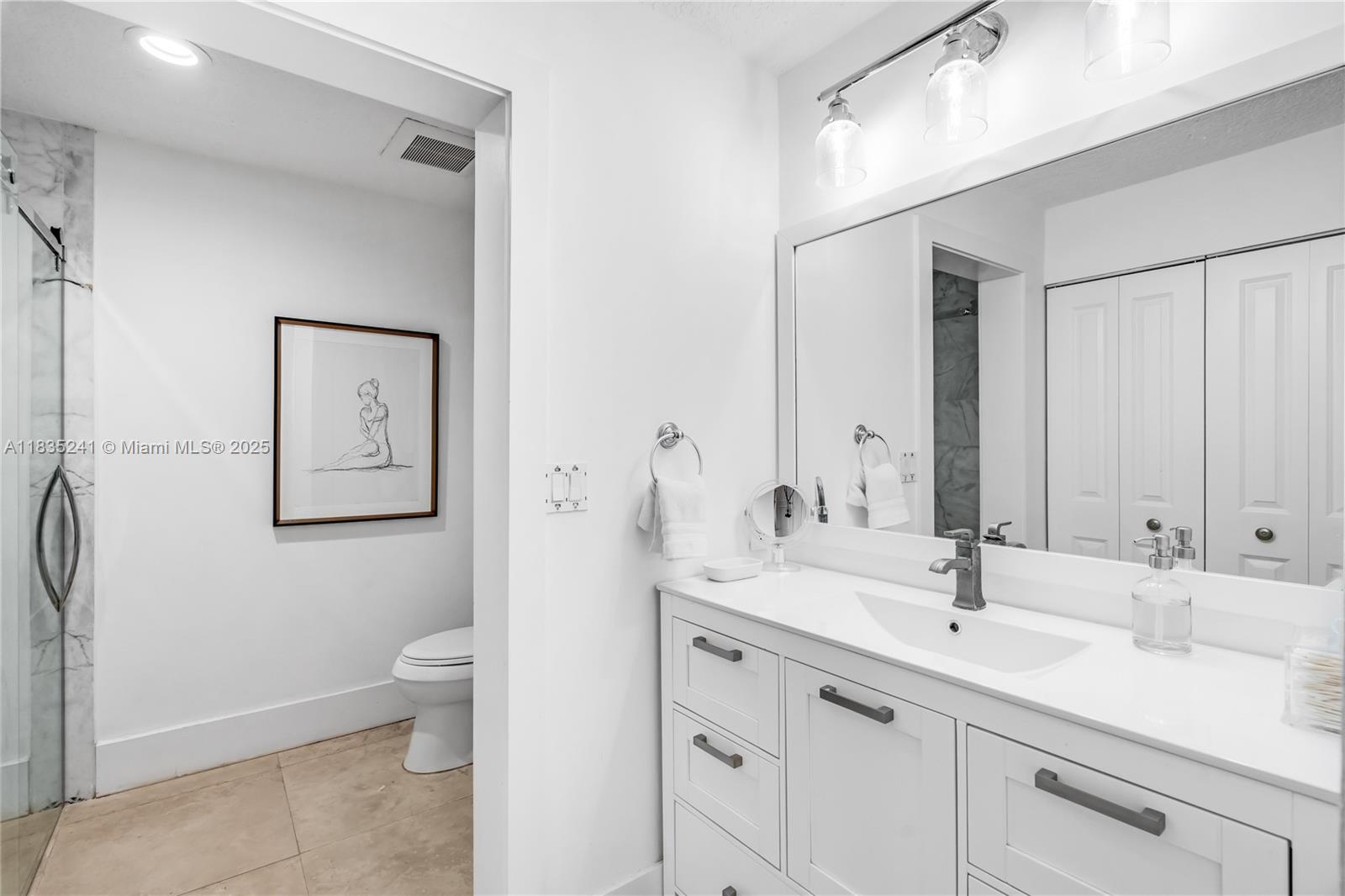 10821 SW 92nd Ave Miami, FL 33176