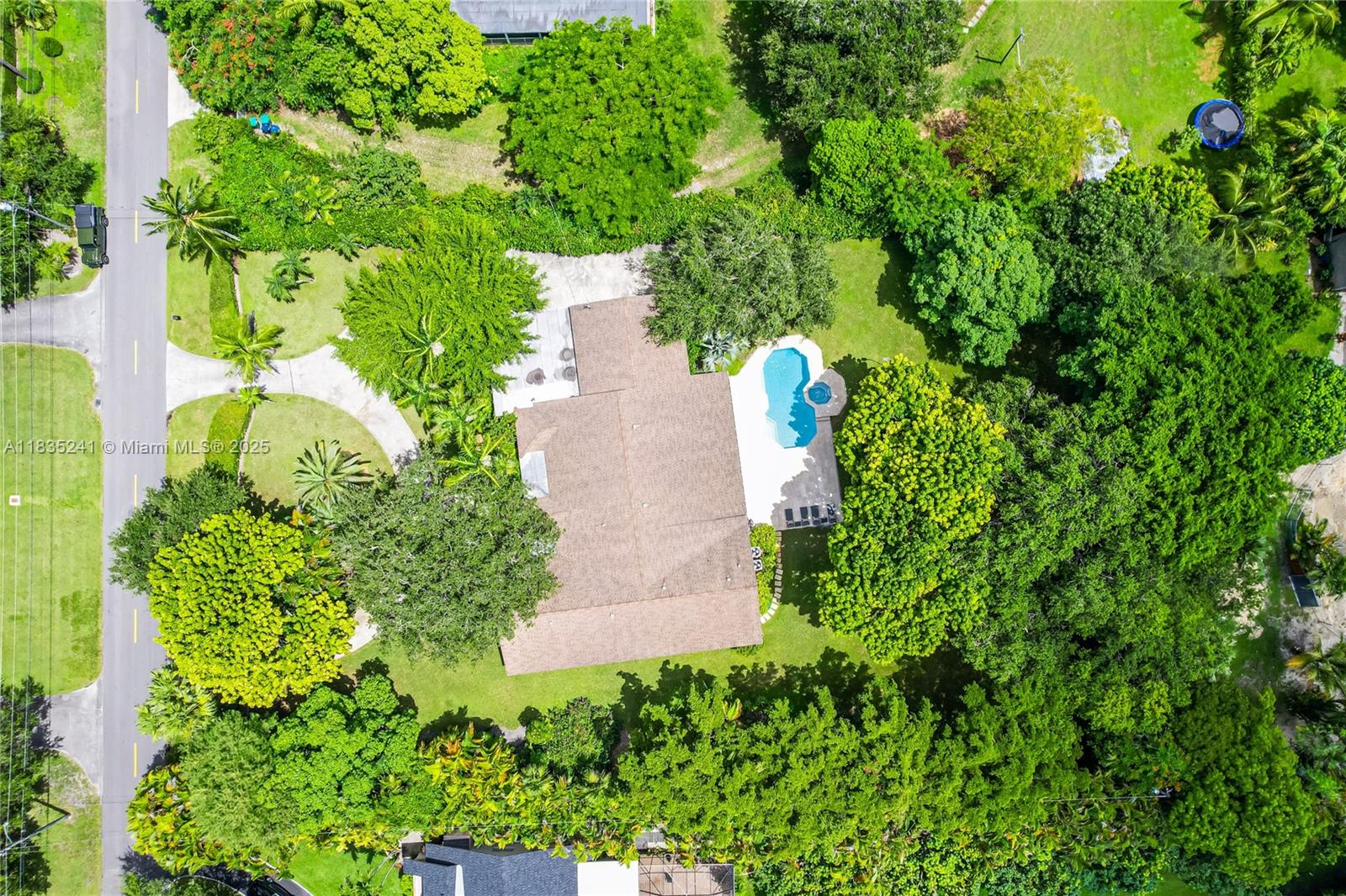 10821 SW 92nd Ave Miami, FL 33176