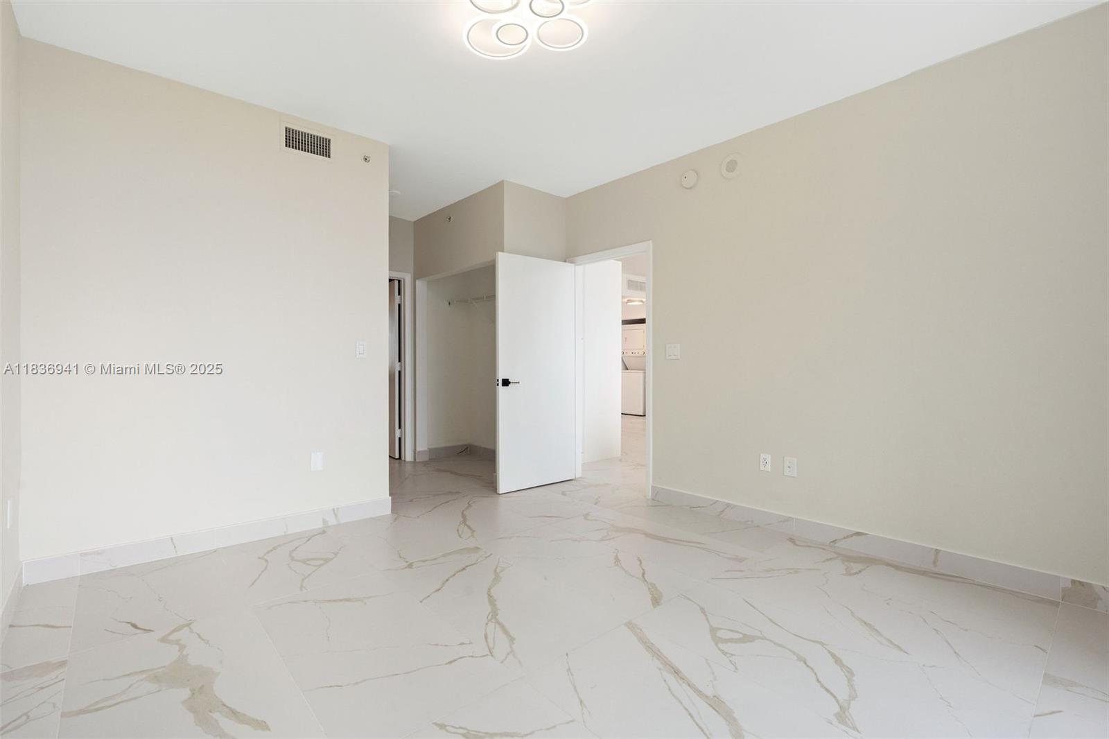 image Ivy Condo14