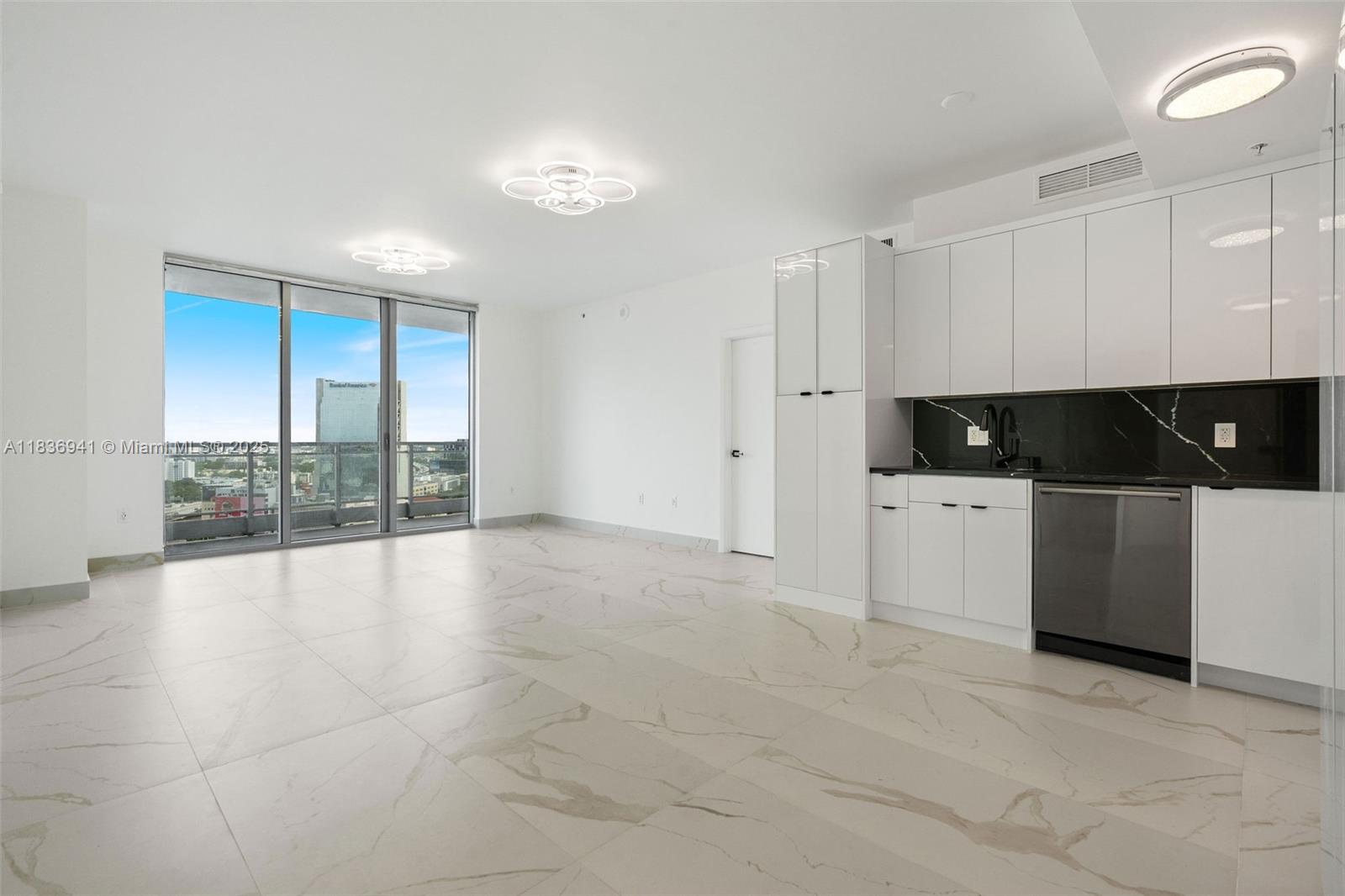 image Ivy Condo1