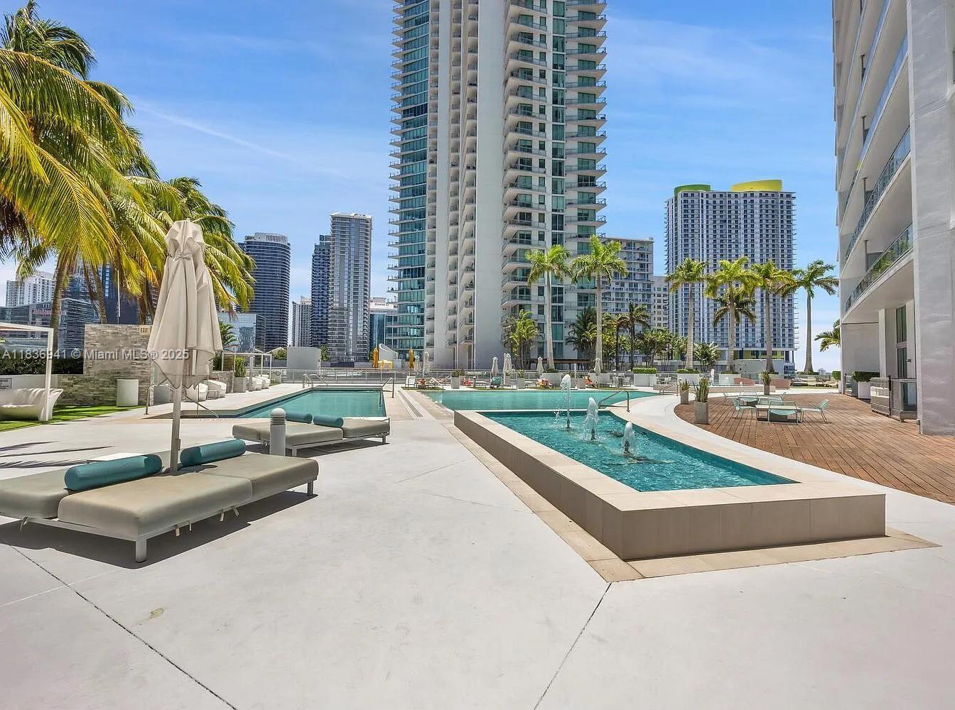 image Ivy Condo28