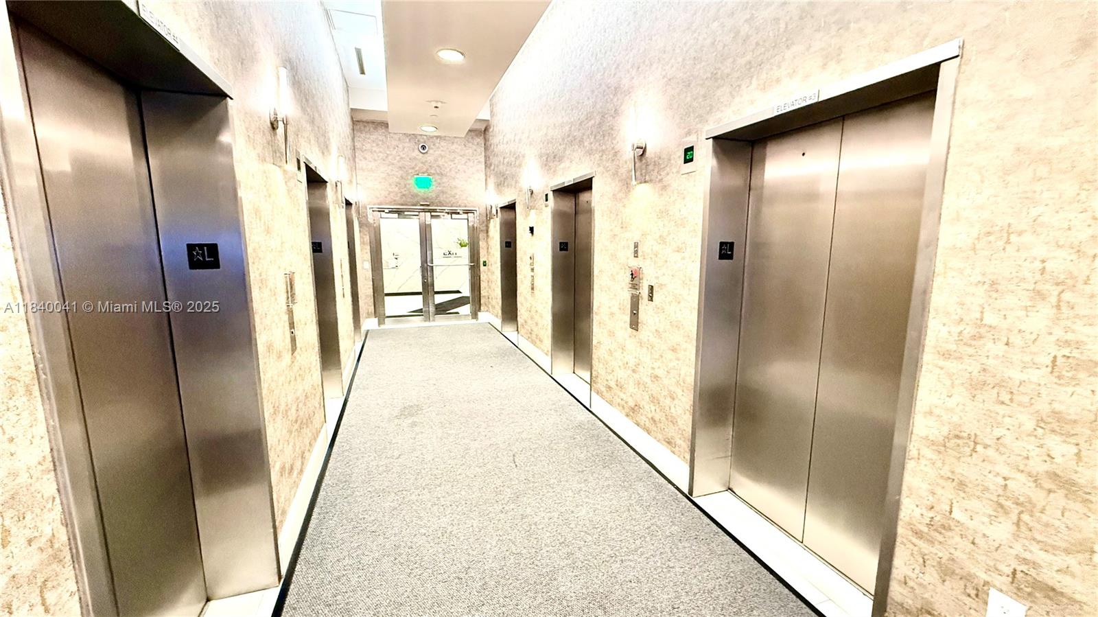 image The Club At Brickell Bay25