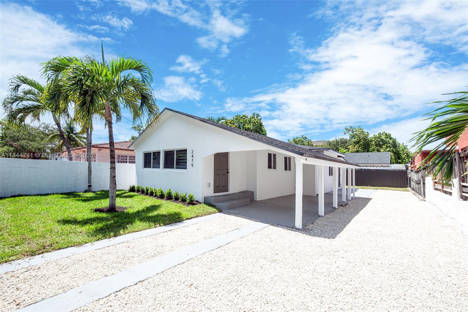 2479 NW 26th St