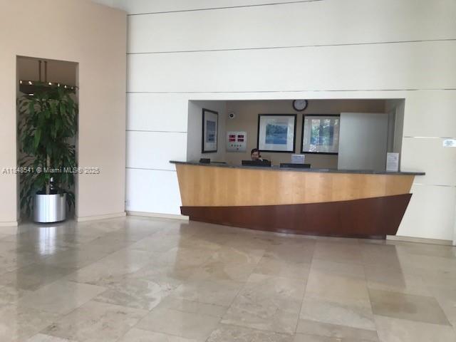 image The Metropolitan Condo4